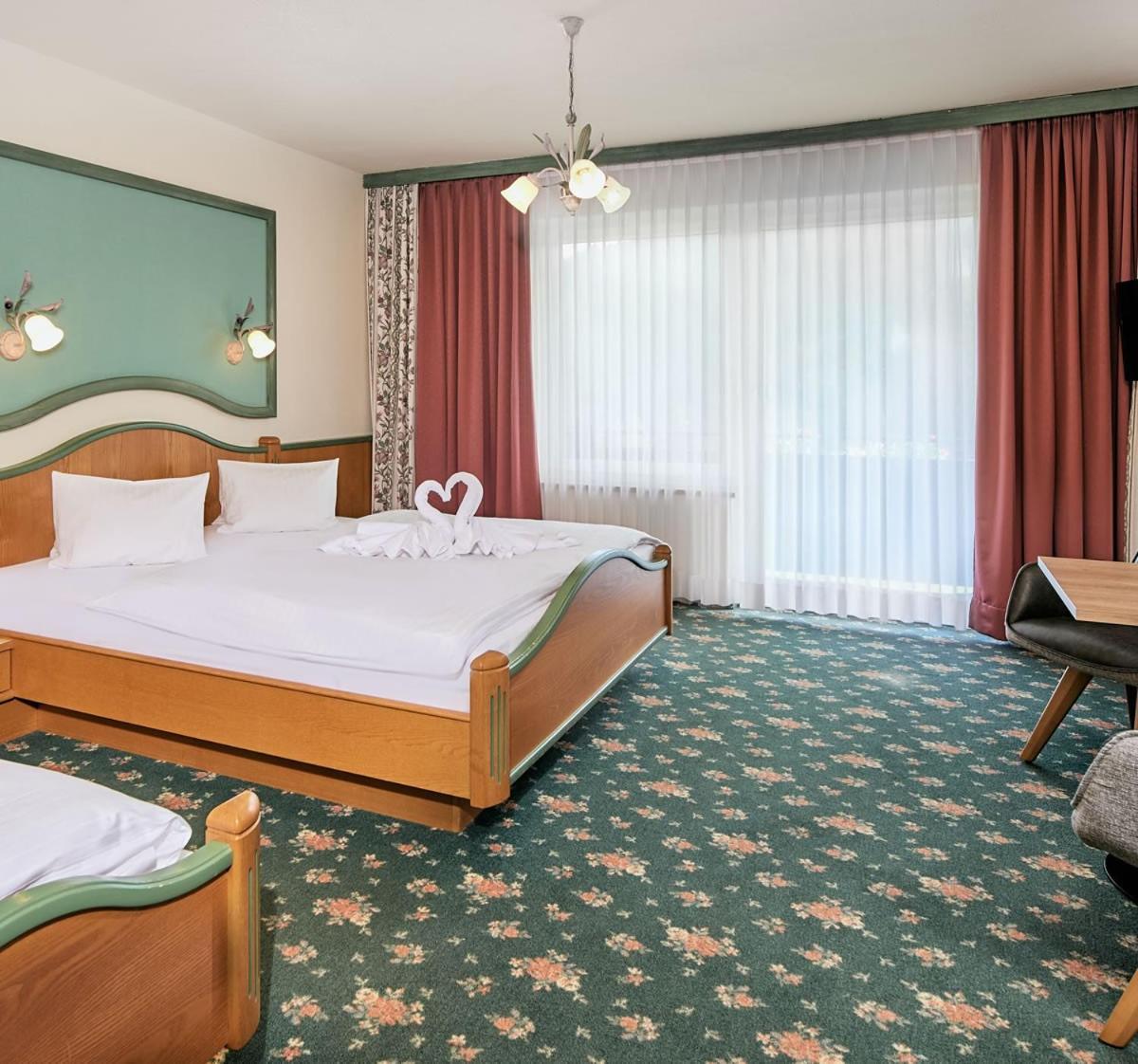 Hotel Bergglueck Filzmoos Buitenkant foto
